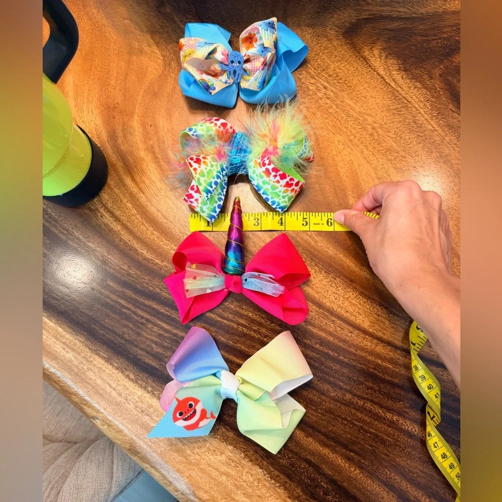 Colorful Hair Bow Set of 4 EUC